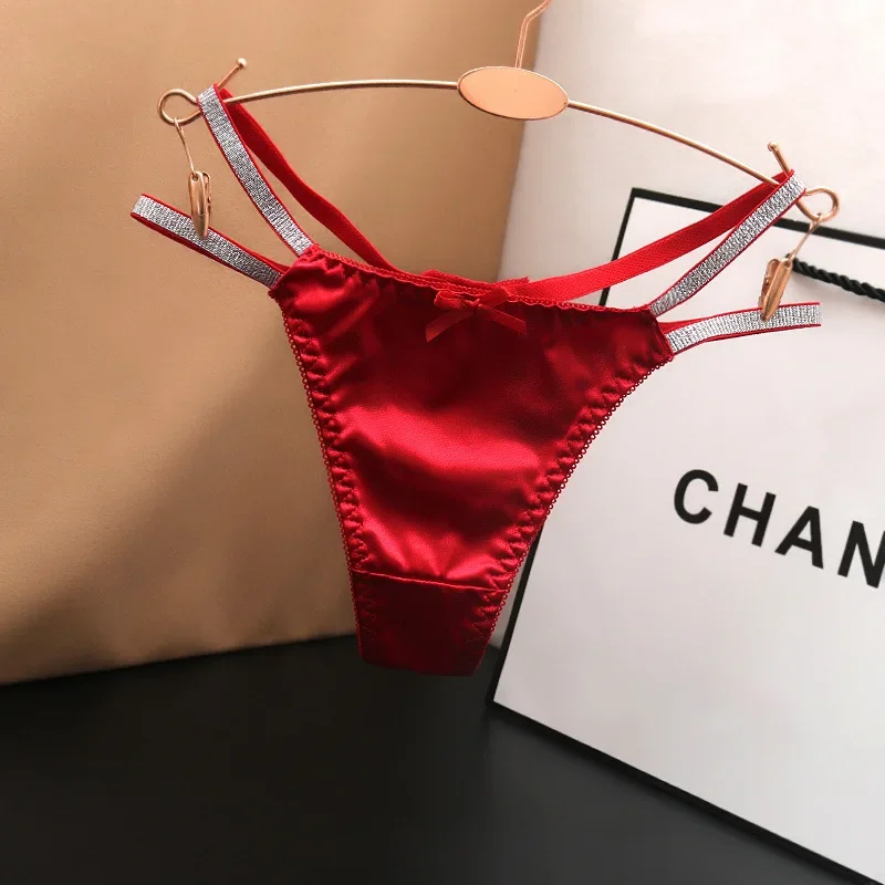 Women Sexy Thongs Ice Cool Satin Silky Hollow Underwear Low Waist Japanese Panties With Diamonds Lingerie Briefs Tanga Thong
Women Sexy Thongs Ice Cool Satin Silky Hollow Underwear Low Waist Japanese Panties With Diamonds Lingerie Briefs Tanga Thong