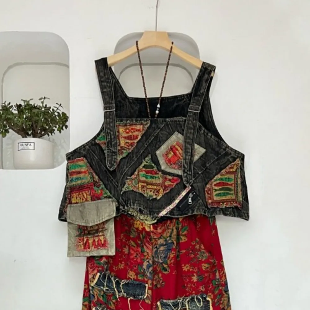 Printed Denim Suspender Vest Women 2024 Summer Personalized Fashion Vest LX1999
Printed Denim Suspender Vest Women 2024 Summer Personalized Fashion Vest LX1999