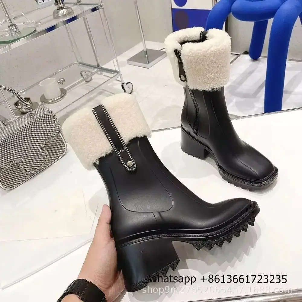 Wool Rain Boots Black/Brown/ Women's 2025 New Square Toe Mid-tube Platform Side Zipper Thick High-heeled Keep Warm Winter Boots
Wool Rain Boots Black/Brown/ Women's 2025 New Square Toe Mid-tube Platform Side Zipper Thick High-heeled Keep Warm Winter Boots