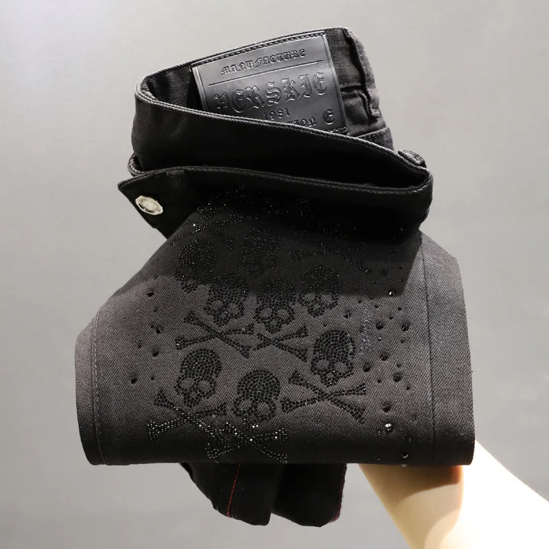 Men's Luxury Black Jeans 2024 New Fashion Slim Fit Skinny Rhinestone Print Design Stretch Casual Pants
Men's Luxury Black Jeans 2024 New Fashion Slim Fit Skinny Rhinestone Print Design Stretch Casual Pants