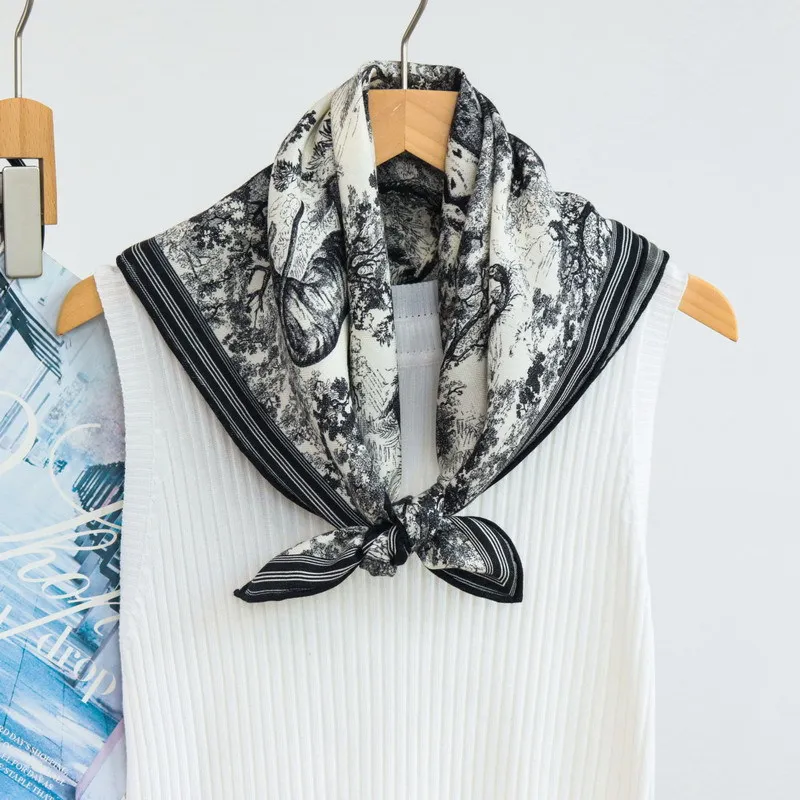 30% Silk 70% Wool Luxury Brand Square Scarf for Women Winter Vintage Tree Print Neck Scarves Handkerchief Winter Accessories
30% Silk 70% Wool Luxury Brand Square Scarf for Women Winter Vintage Tree Print Neck Scarves Handkerchief Winter Accessories