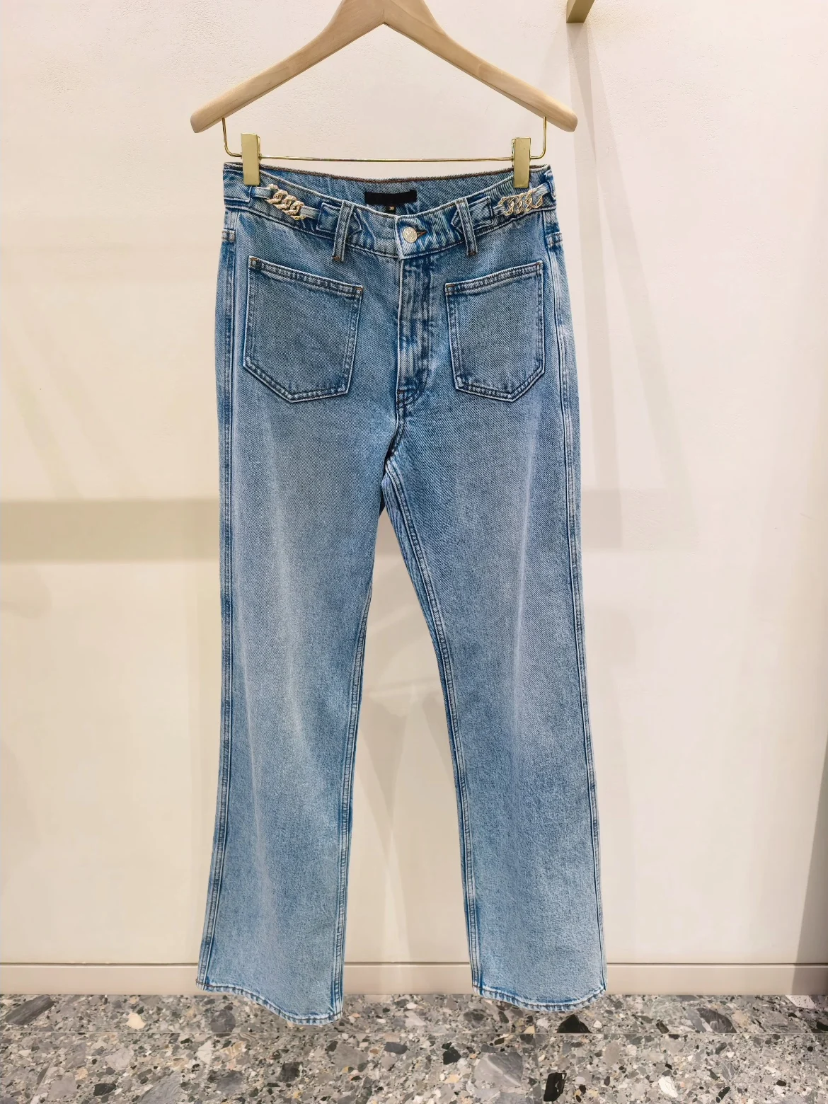 High Waist Slim Fit Blue Denim Jeans Chain Decoration Versatile Spring Summer Women's Premium Cotton Zipper Fly Casual Trousers
High Waist Slim Fit Blue Denim Jeans Chain Decoration Versatile Spring Summer Women's Premium Cotton Zipper Fly Casual Trousers