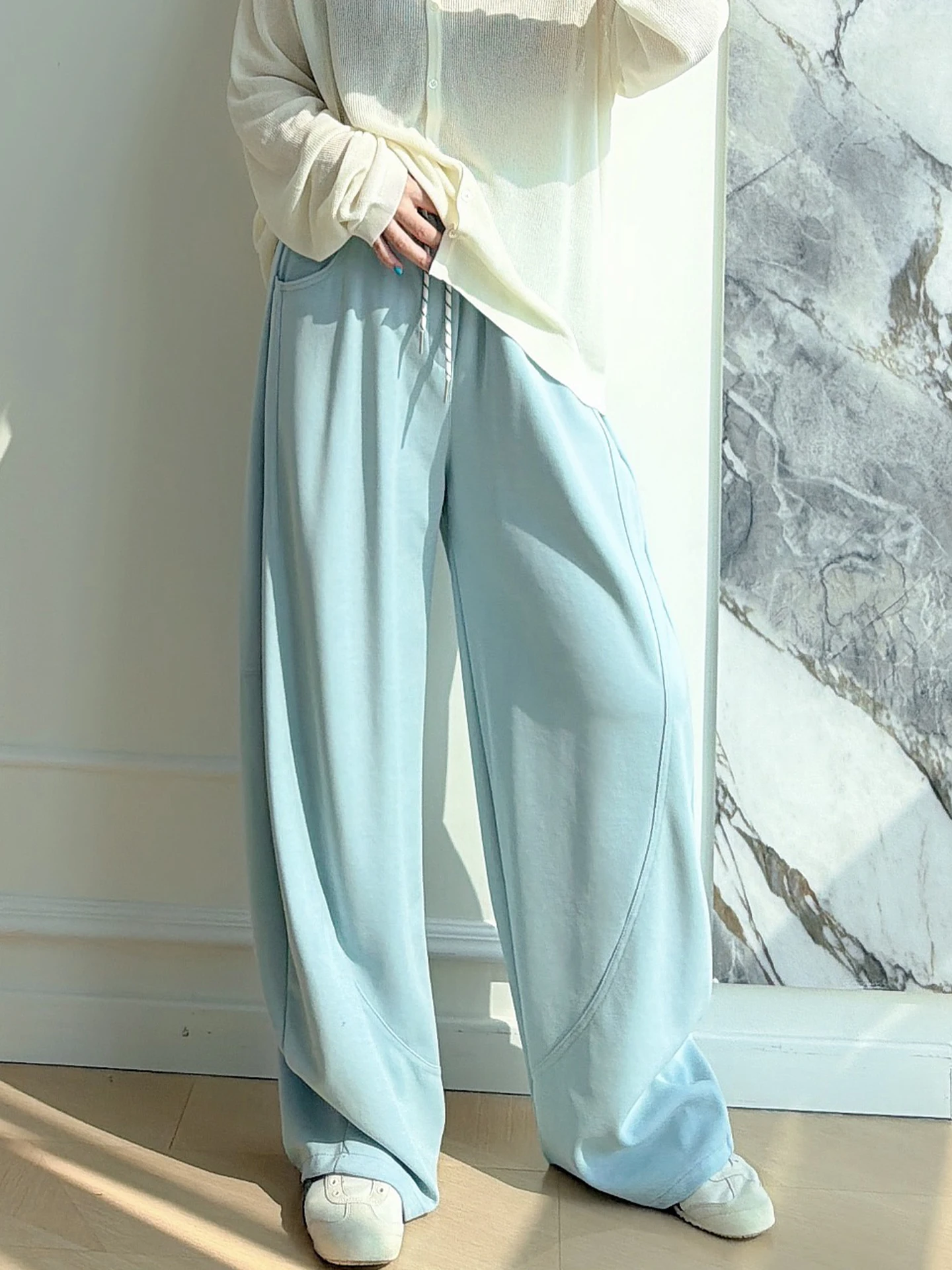 High Waist Wide Leg Casual Sporty Bend Knife Pants plus Size American Style Spring New Arrival for plus Size Women
High Waist Wide Leg Casual Sporty Bend Knife Pants plus Size American Style Spring New Arrival for plus Size Women