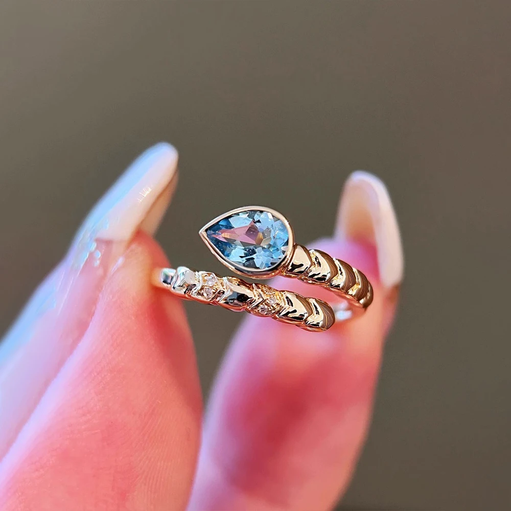 Fashionable, gentle and exquisite snake shaped zircon sterling silver ring S925 women's ring anniversary gift
Fashionable, gentle and exquisite snake shaped zircon sterling silver ring S925 women's ring anniversary gift