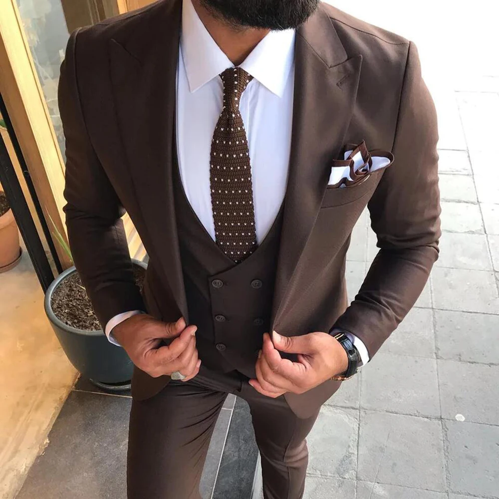 Brown Men Suits Slim Fit Fashion Peak Lapel One Button Male Blazer Smart Casual Wedding Tuxedo Full Men's Suit 3 Piece Set 2023
Brown Men Suits Slim Fit Fashion Peak Lapel One Button Male Blazer Smart Casual Wedding Tuxedo Full Men's Suit 3 Piece Set 2023
