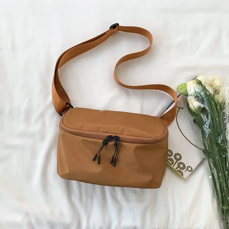 Casual Nylon Crossbody Bag Unisex Small Shoulder Bags Men’s Messenger Bag Female Solid Nylon Purse Bags for Women
Casual Nylon Crossbody Bag Unisex Small Shoulder Bags Men’s Messenger Bag Female Solid Nylon Purse Bags for Women