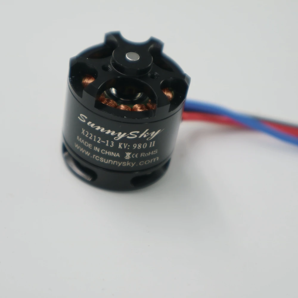 SUNNYSKY X2212-13 KV980 Outrunner Brushless Motor (Multi-rotor Version) for Quadcopter Multicopter
SUNNYSKY X2212-13 KV980 Outrunner Brushless Motor (Multi-rotor Version) for Quadcopter Multicopter