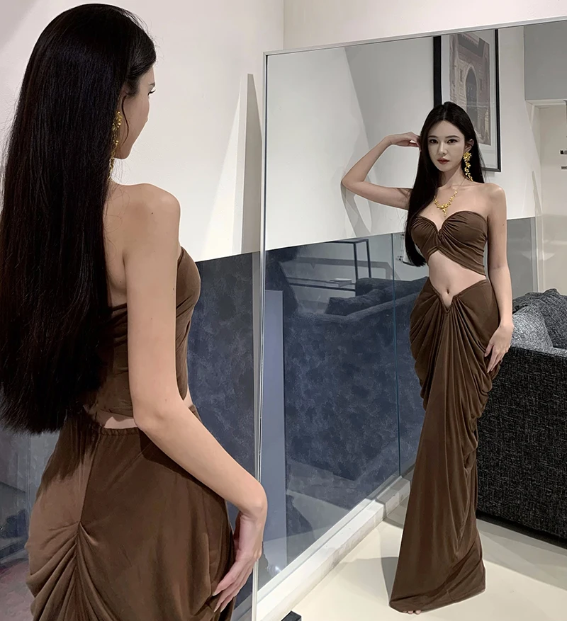 Vacation Style Sexy Suit Women's Summer Strapless Short Top Hot Girl High Waist Pleated Long Skirt Two-piece Set Female Clothes
Vacation Style Sexy Suit Women's Summer Strapless Short Top Hot Girl High Waist Pleated Long Skirt Two-piece Set Female Clothes