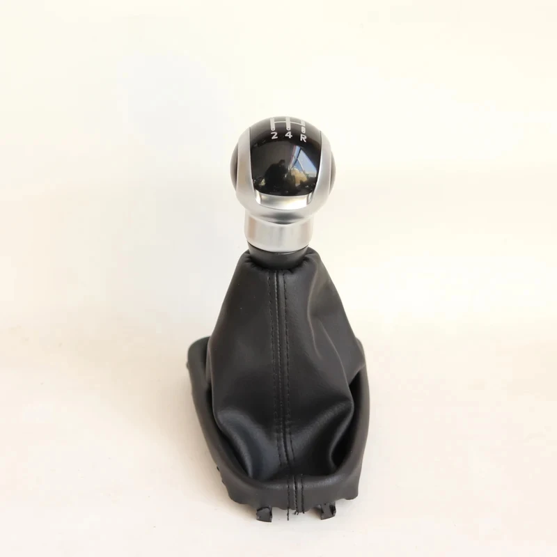 for Gear lever, gear head, dust cover, leather cover, gear lever ball head, suitable for Citroen DS3 2010-2016 models.
for Gear lever, gear head, dust cover, leather cover, gear lever ball head, suitable for Citroen DS3 2010-2016 models.