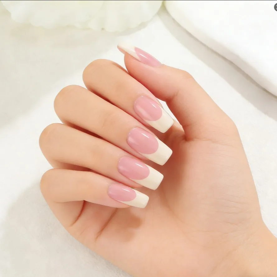 Французские отбеливающие накладные ногти для маникюра, классические, готовые, съемные
Французские отбеливающие накладные ногти для маникюра, классические, готовые, съемные