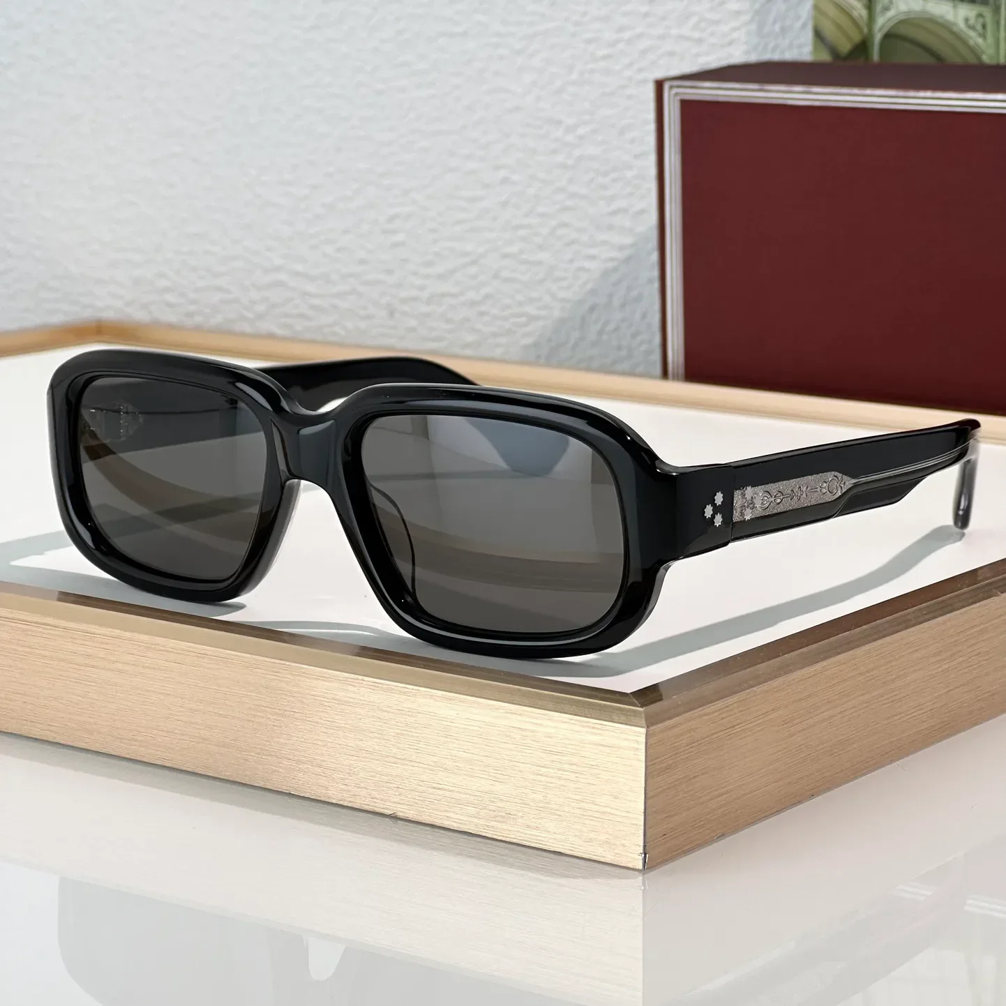 Fashion Sunglasses For Women and Men NAKAHIRA Style Anti-Ultraviolet Retro Plate Full Frame Special design Glasses Random Box
Fashion Sunglasses For Women and Men NAKAHIRA Style Anti-Ultraviolet Retro Plate Full Frame Special design Glasses Random Box