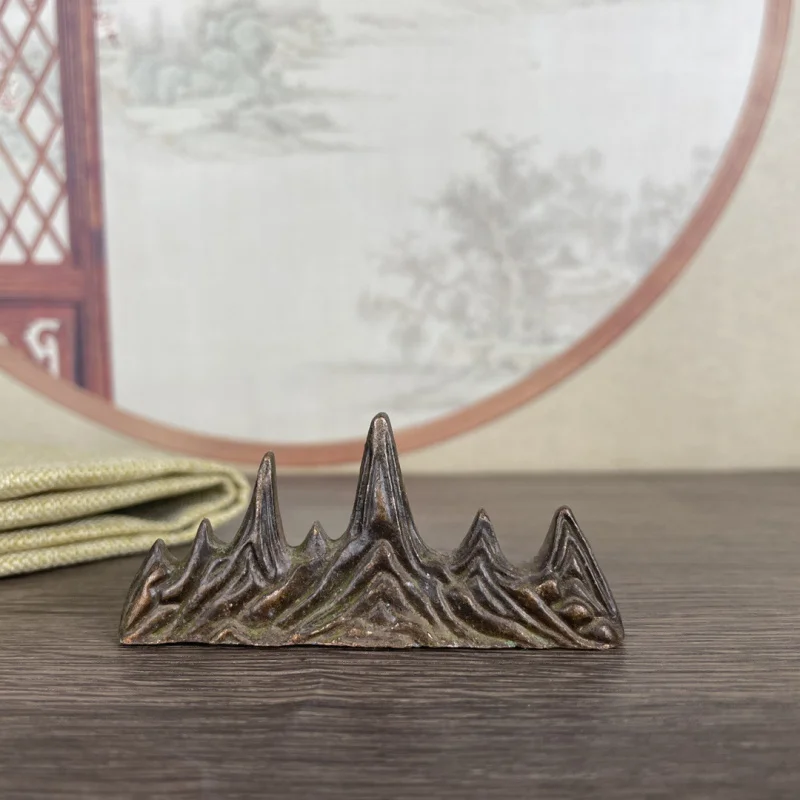 Old Patina Mountain Brush Holder Study Desk Ornament New Chinese Style Mountain Pen Holder Solid Thousand Miles of Rivers and Mo
Old Patina Mountain Brush Holder Study Desk Ornament New Chinese Style Mountain Pen Holder Solid Thousand Miles of Rivers and Mo