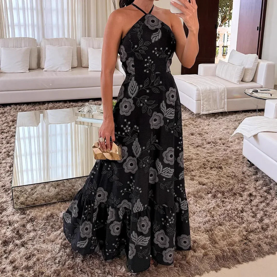 An Elegant Off-the-shoulder Vacation Printed Halter Dress for European and American Ladies
An Elegant Off-the-shoulder Vacation Printed Halter Dress for European and American Ladies
