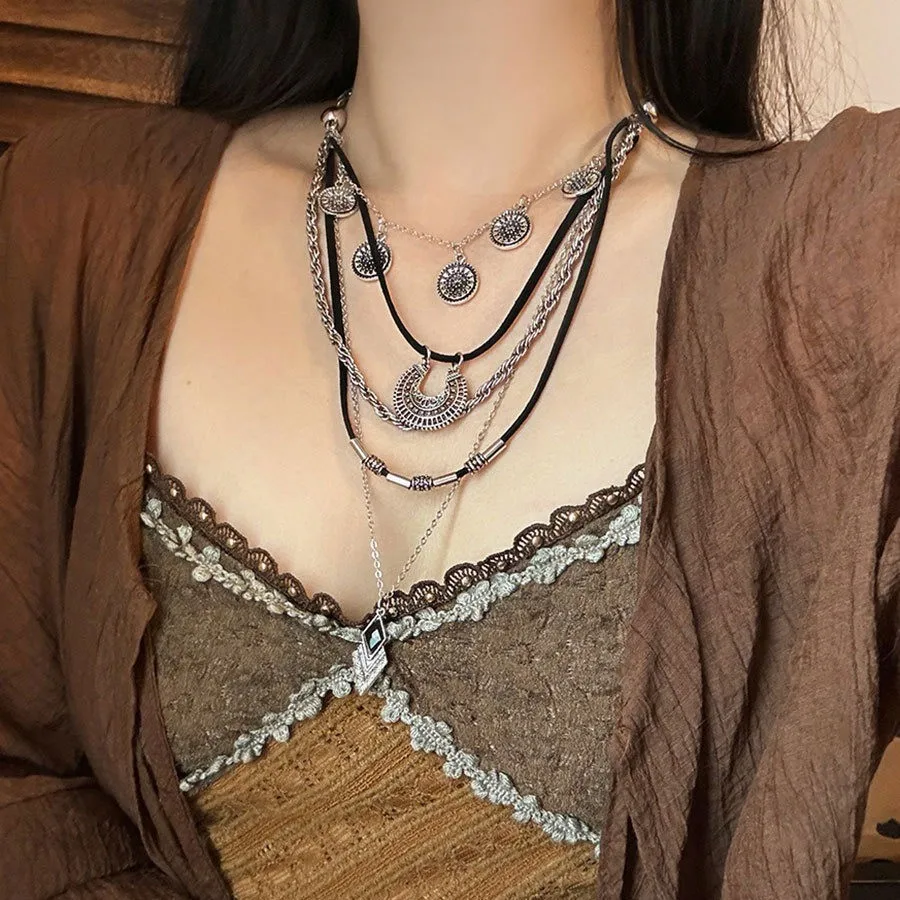 Women's Vintage Bohemian Multi-layer Tassel Necklace Niche High-end Fashion Exaggerated Accessory
Women's Vintage Bohemian Multi-layer Tassel Necklace Niche High-end Fashion Exaggerated Accessory