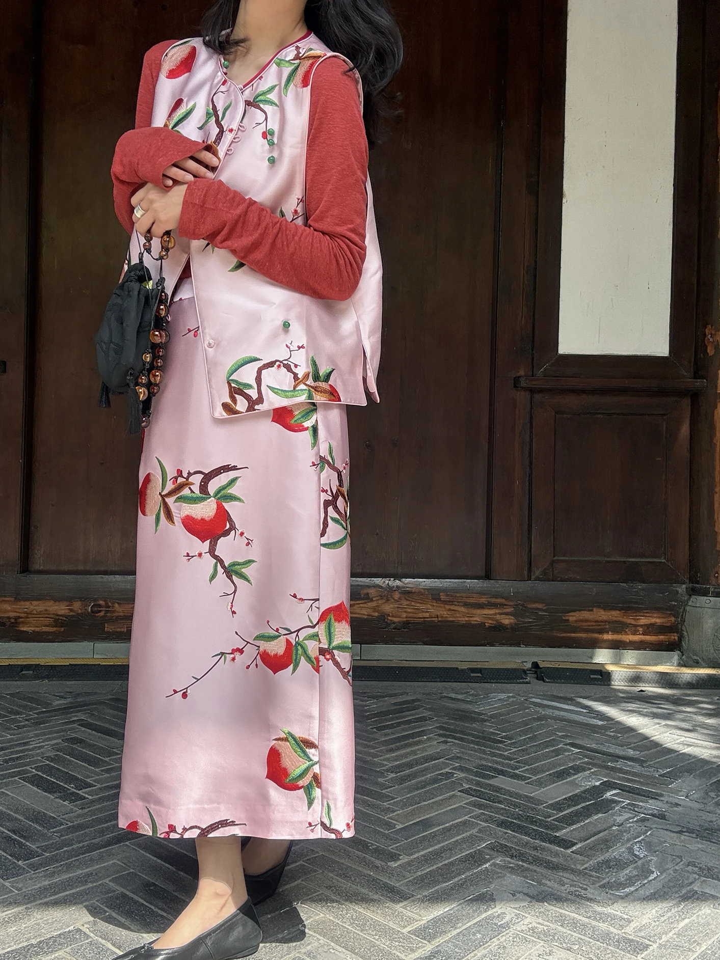 Pink Embroidered round Neck Chinese Style Vest Blue Y New Fashionable Women's Jacket Silk Polyester Blend Comfortable Fit
Pink Embroidered round Neck Chinese Style Vest Blue Y New Fashionable Women's Jacket Silk Polyester Blend Comfortable Fit