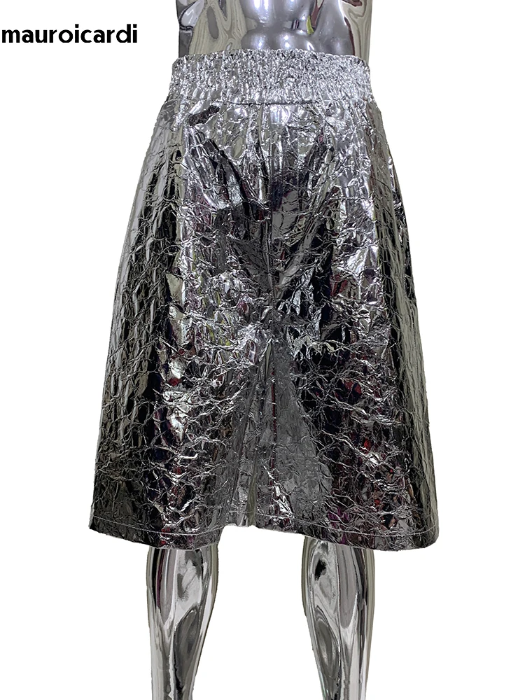 Summer Autumn Shiny Silver Patent Pu Leather Shorts for Men with High Elastic Waist Y2K Streetwear European Fashion Clothes 2025
Summer Autumn Shiny Silver Patent Pu Leather Shorts for Men with High Elastic Waist Y2K Streetwear European Fashion Clothes 2025