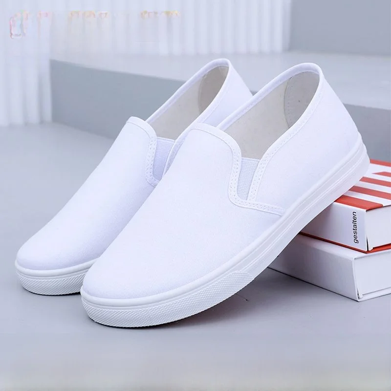 Women's Slip-On Beijing Shoes Work Shoes Comfortable Soft Bottom Anti-Slip Breathable Low Cut Canvas Shoes Fashionable T-Strap
Women's Slip-On Beijing Shoes Work Shoes Comfortable Soft Bottom Anti-Slip Breathable Low Cut Canvas Shoes Fashionable T-Strap