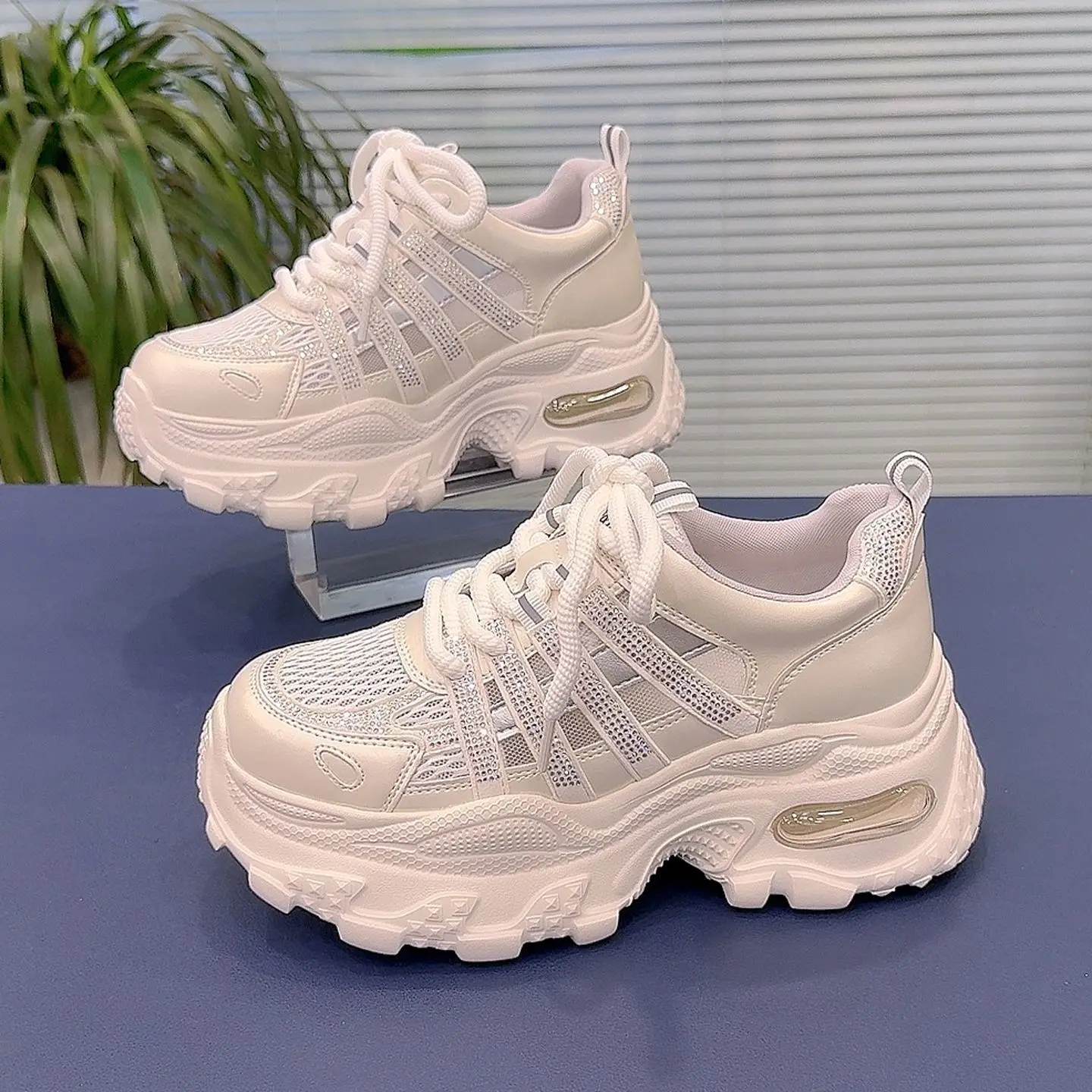 Summer Mesh Breathable Women Sneakers New Design Thick Sole Height Increasing Platform Casual Shoes Female Dad Shoes for Petite
Summer Mesh Breathable Women Sneakers New Design Thick Sole Height Increasing Platform Casual Shoes Female Dad Shoes for Petite