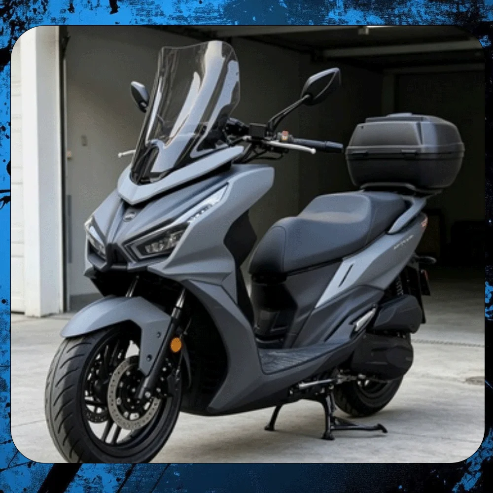 Suitable for 2023-2024 SYM Cruisym 150, modified heightened windshield accessories, new style Cruisym 150GT front windscreen.
Suitable for 2023-2024 SYM Cruisym 150, modified heightened windshield accessories, new style Cruisym 150GT front windscreen.