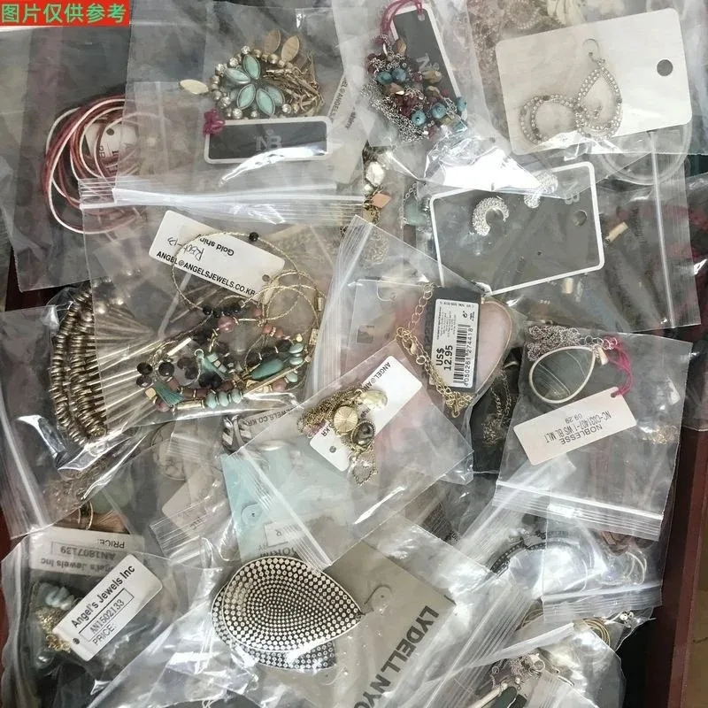 European American Japanese and Korean necklaces earrings bracelets bracelets rings hair accessories blind boxes lucky bags
European American Japanese and Korean necklaces earrings bracelets bracelets rings hair accessories blind boxes lucky bags
