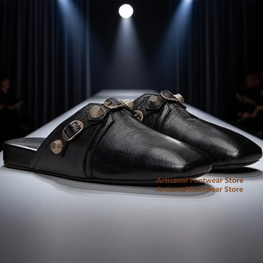 Metal Rivets Slippers Men's Soft Leather Mules Handmade Slip-On Man Slippers Plus Size Designer Flat Slippers Outdoor Men Shoes
Metal Rivets Slippers Men's Soft Leather Mules Handmade Slip-On Man Slippers Plus Size Designer Flat Slippers Outdoor Men Shoes