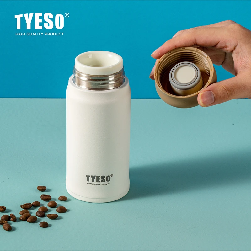 TYESO 360/500/800 мл легкий термос портативный дорожный стакан для воды 8772/8773/8831 колба из нержавеющей стали с вакуумной изоляцией
TYESO 360/500/800 мл легкий термос портативный дорожный стакан для воды 8772/8773/8831 колба из нержавеющей стали с вакуумной изоляцией