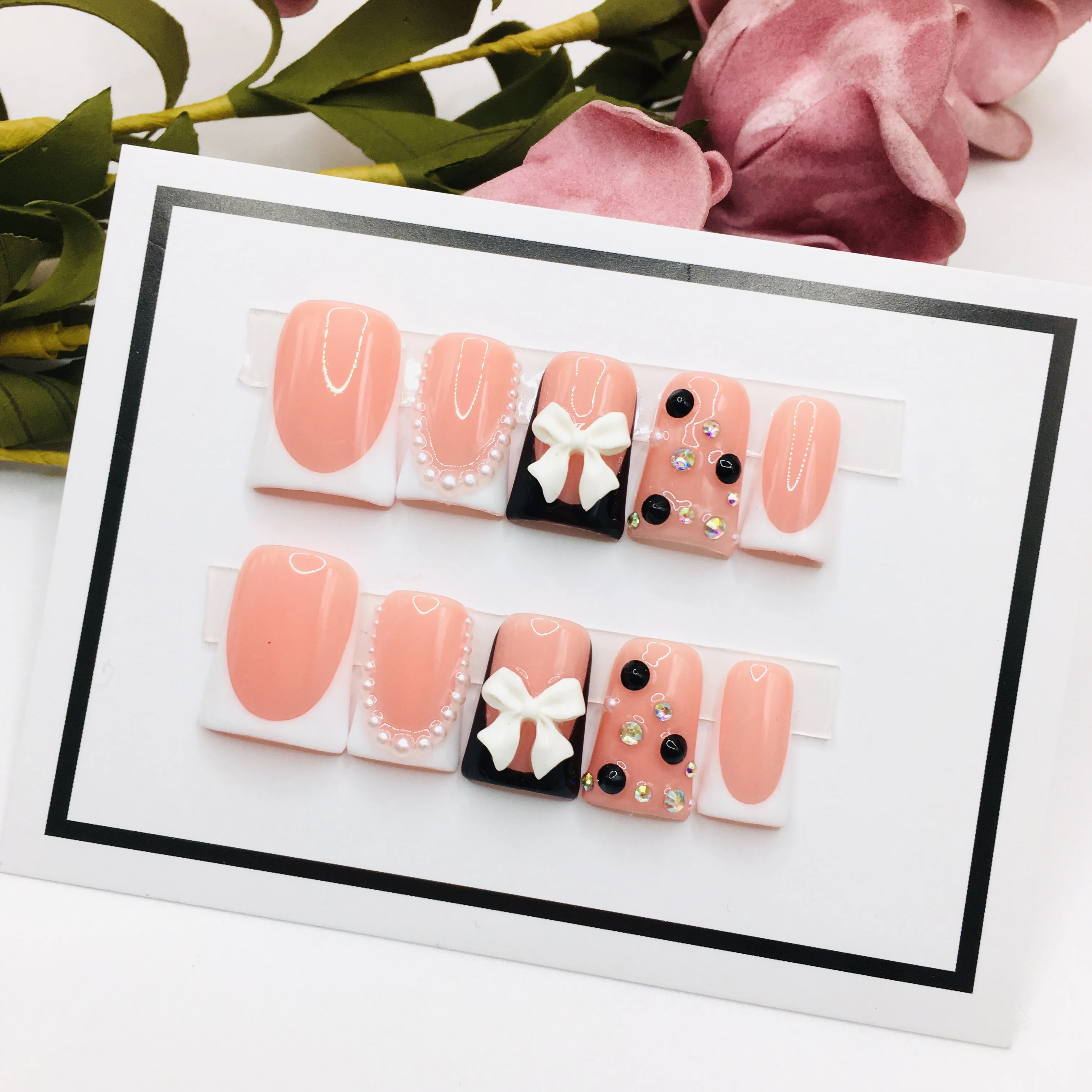 Custom Wholesale Colorful Artificial Nail Tips French Style Acrylic Short Fingernails for Spring False Nails
Custom Wholesale Colorful Artificial Nail Tips French Style Acrylic Short Fingernails for Spring False Nails