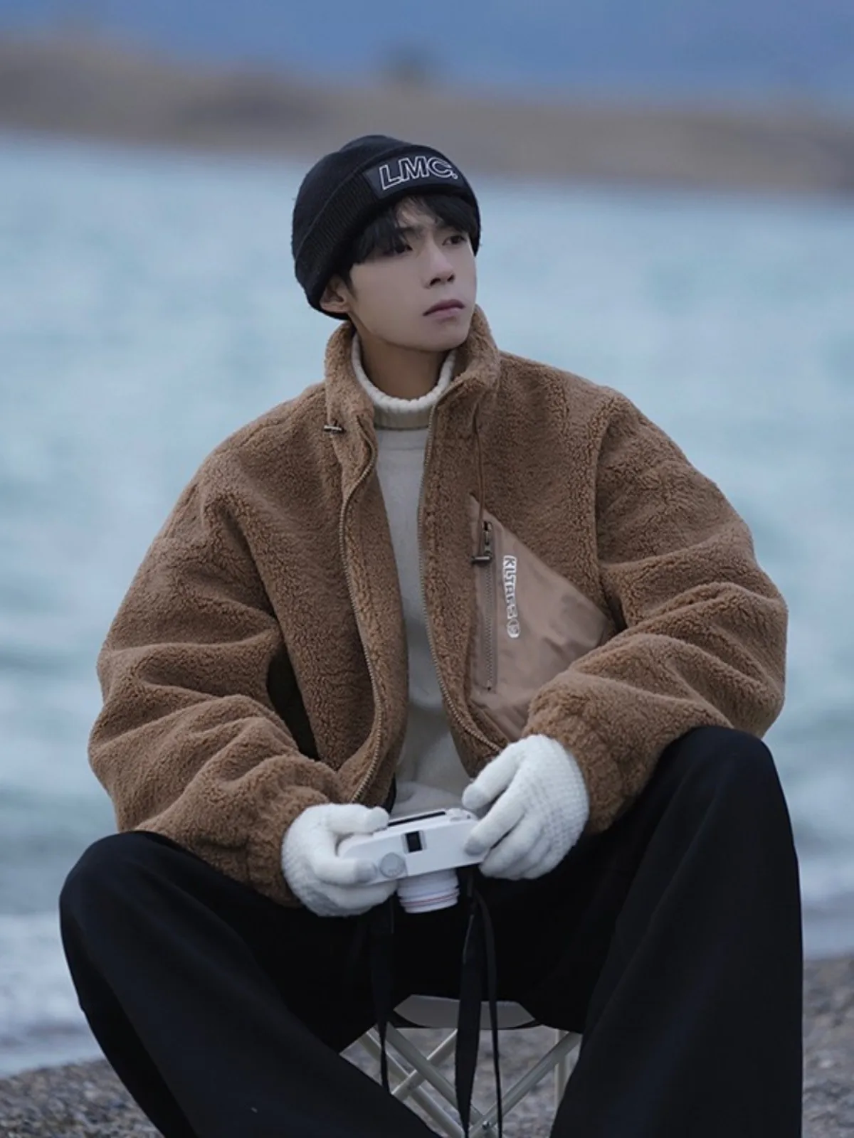 Men's Fce Lined Thiened Lamb Fur Jaet Winter New Casual Loose Large Size Trendy Warm Cotton Clothes Zipper Closure Pur...
Men's Fce Lined Thiened Lamb Fur Jaet Winter New Casual Loose Large Size Trendy Warm Cotton Clothes Zipper Closure Pur...