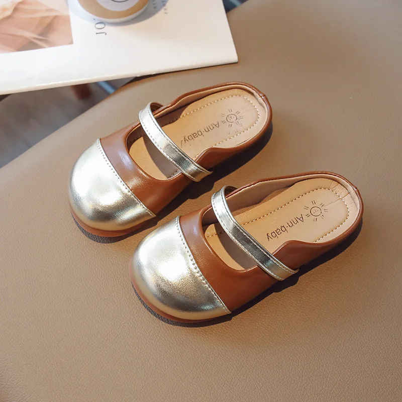 Children's Baotou Color-block Slippers 2023 New Summer Girls' Home Sandals and Fashionable Soft Bottom Sanda
Children's Baotou Color-block Slippers 2023 New Summer Girls' Home Sandals and Fashionable Soft Bottom Sanda