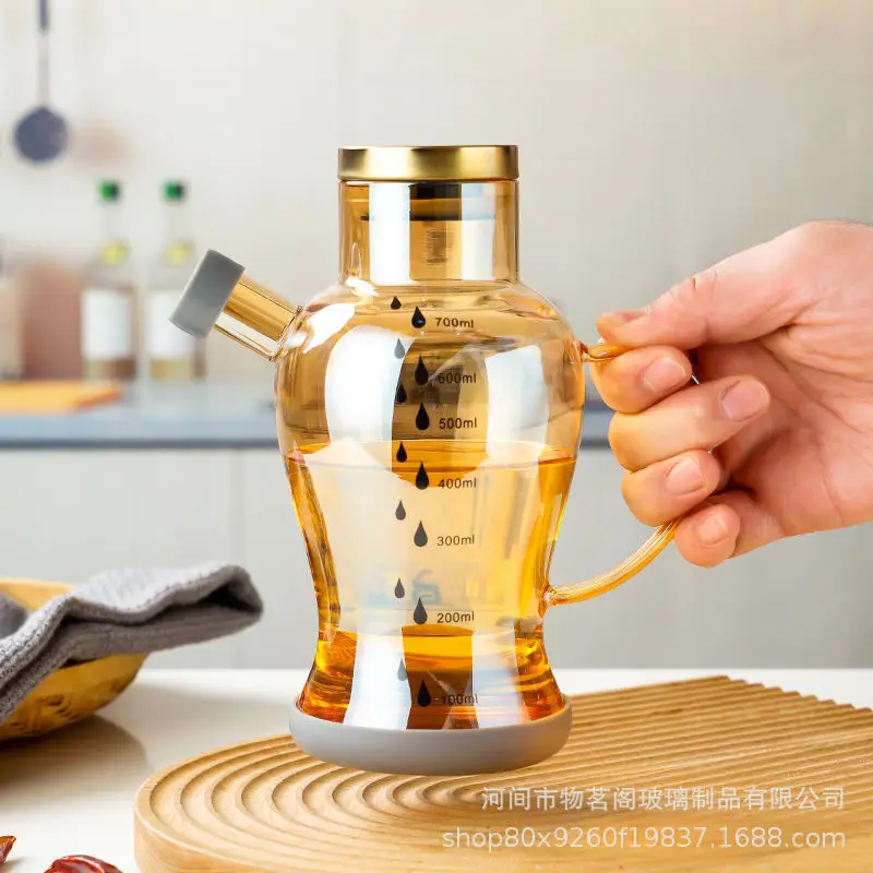 LMM kitchen household thickened large-capacity oil bottle special soy sauce vinegar large oil tank
LMM kitchen household thickened large-capacity oil bottle special soy sauce vinegar large oil tank