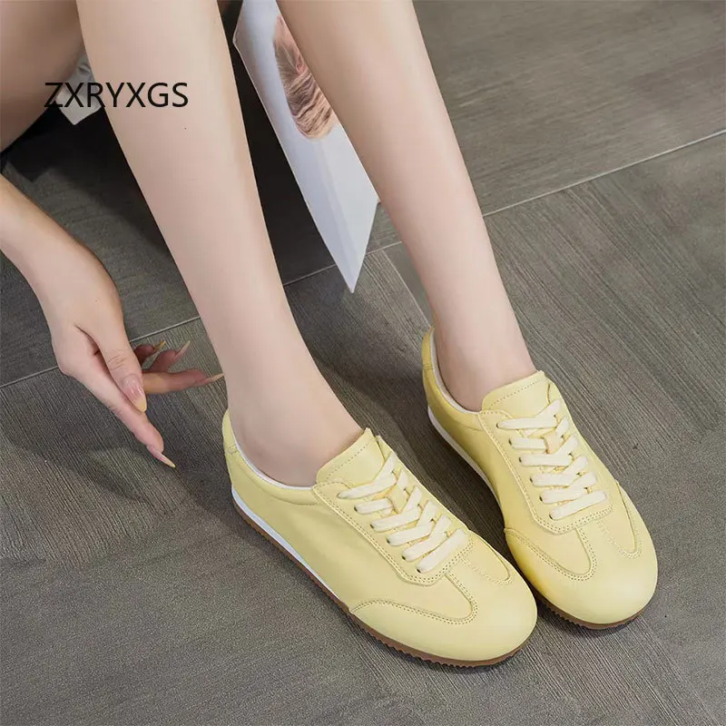ZXRYXGS новые женские кожаные кроссовки премиум-класса на шнуровке из воловьей кожи, туфли на плоской подошве, модные повседневные кроссовки, дышащая дорожная обувь 2025
ZXRYXGS новые женские кожаные кроссовки премиум-класса на шнуровке из воловьей кожи, туфли на плоской подошве, модные повседневные кроссовки, дышащая дорожная обувь 2025