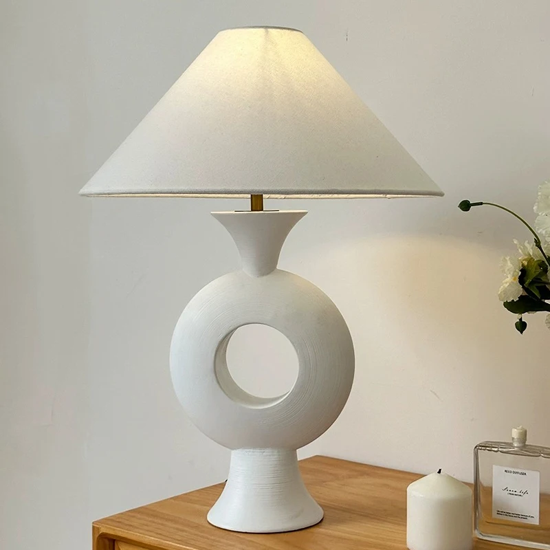 AiPaiTe modern fabric lampshade table lamps use living room bedroom study room multi-color optional resin LED table lamps
AiPaiTe modern fabric lampshade table lamps use living room bedroom study room multi-color optional resin LED table lamps