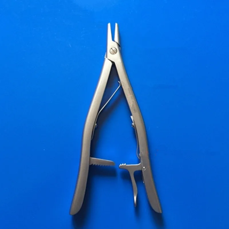 Forceps For Broken Screw Removal Pliers pet surgical tools and veterinary orthopedic instruments
Forceps For Broken Screw Removal Pliers pet surgical tools and veterinary orthopedic instruments