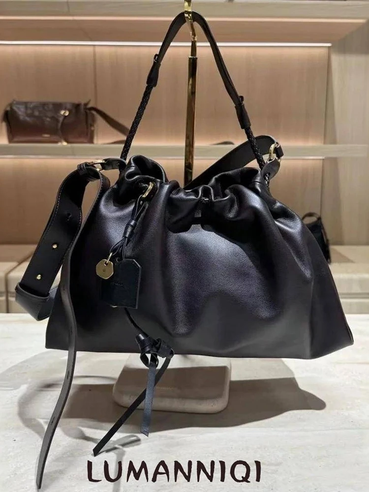 LUMANNIQI Genuine Leather Dstring Tote Bag Plant Tanned Large Capaci Casual Crossbody Garbage Bag Woven Interior
LUMANNIQI Genuine Leather Dstring Tote Bag Plant Tanned Large Capaci Casual Crossbody Garbage Bag Woven Interior