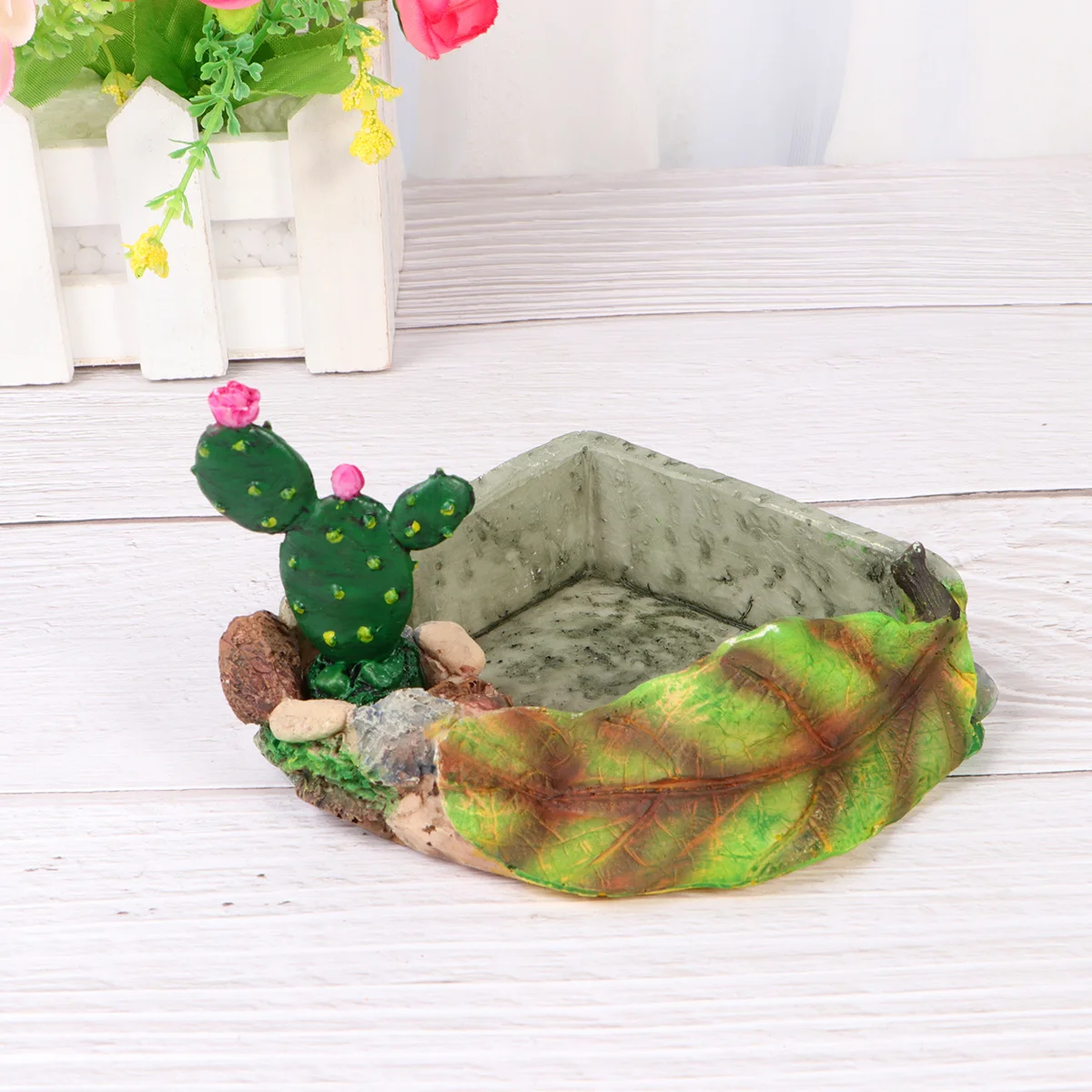1Pcs Turtle Food Bowl Cactus Design Gnaw Proof Reptile Feeding Dish Easy Clean Pet Supplies for Dry Fresh Food Water Turtle
1Pcs Turtle Food Bowl Cactus Design Gnaw Proof Reptile Feeding Dish Easy Clean Pet Supplies for Dry Fresh Food Water Turtle