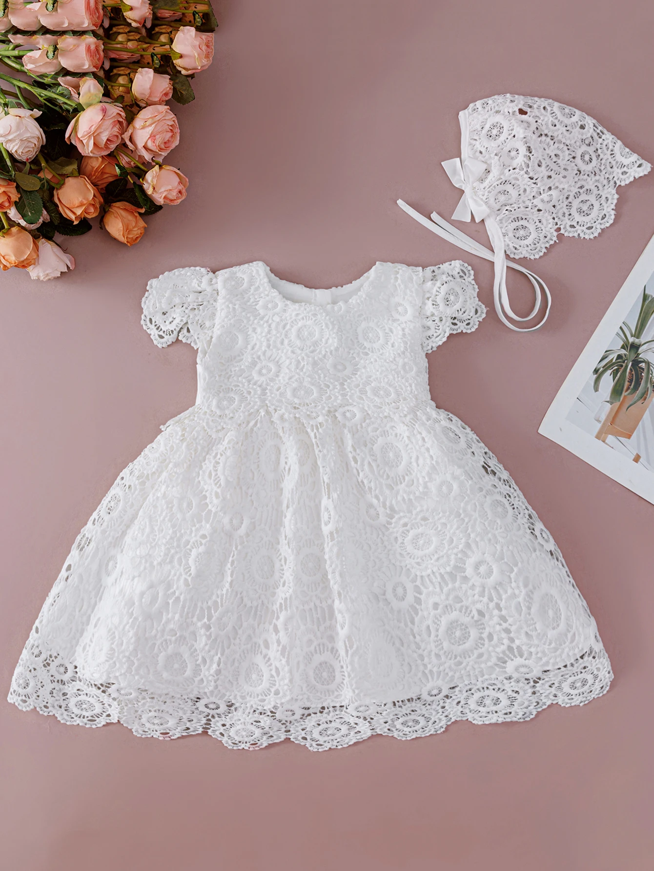 Белое платье для крещения для девочек 0-2 лет, кружевное платье из тюля, маленькое платье, подходящее для празднования дня рождения
Белое платье для крещения для девочек 0-2 лет, кружевное платье из тюля, маленькое платье, подходящее для празднования дня рождения