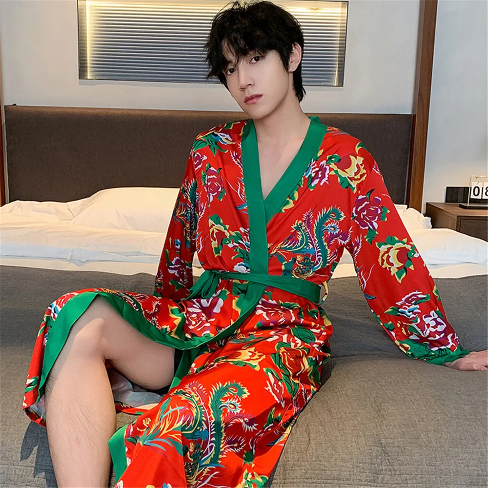 Men V-Neck Dragon Phoenix Kimono Satin Home Bathrobe Satin Sleepwear Loose Loungewear Homme Loose Nightwear 
Men V-Neck Dragon Phoenix Kimono Satin Home Bathrobe Satin Sleepwear Loose Loungewear Homme Loose Nightwear