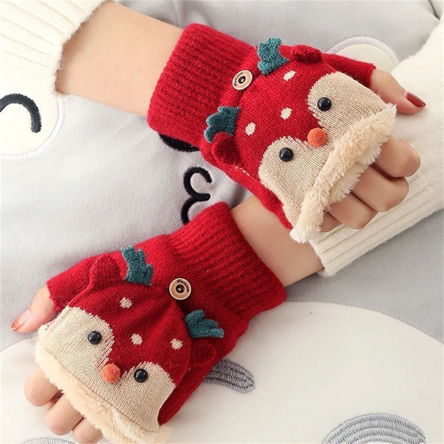 New Christmas Elk Plush Thickened Half Finger Gloves for Boys and Girls, Students and Children Outdoor Writing Flip Gloves
New Christmas Elk Plush Thickened Half Finger Gloves for Boys and Girls, Students and Children Outdoor Writing Flip Gloves