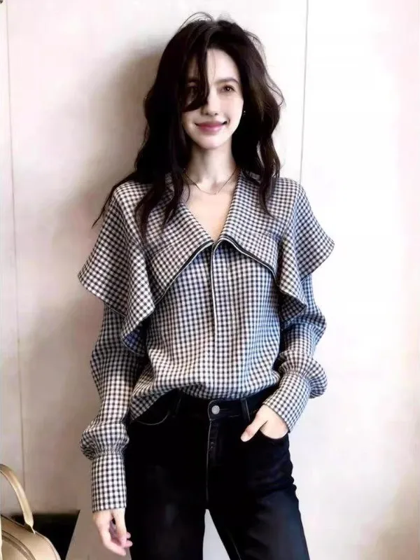 Элегантная женская рубашка в клетку с длинным рукавом, свободного кроя, в корейском стиле, весна 2026, дышащий полиэстер, повседневный модный топ
Элегантная женская рубашка в клетку с длинным рукавом, свободного кроя, в корейском стиле, весна 2026, дышащий полиэстер, повседневный модный топ