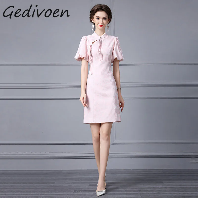 Gedivoen Summer Fashion Runway Elegant Temperament Dress Women's Stand Collar Frenulum Hollow Out Jacquard High Waist Mini Dress
Gedivoen Summer Fashion Runway Elegant Temperament Dress Women's Stand Collar Frenulum Hollow Out Jacquard High Waist Mini Dress