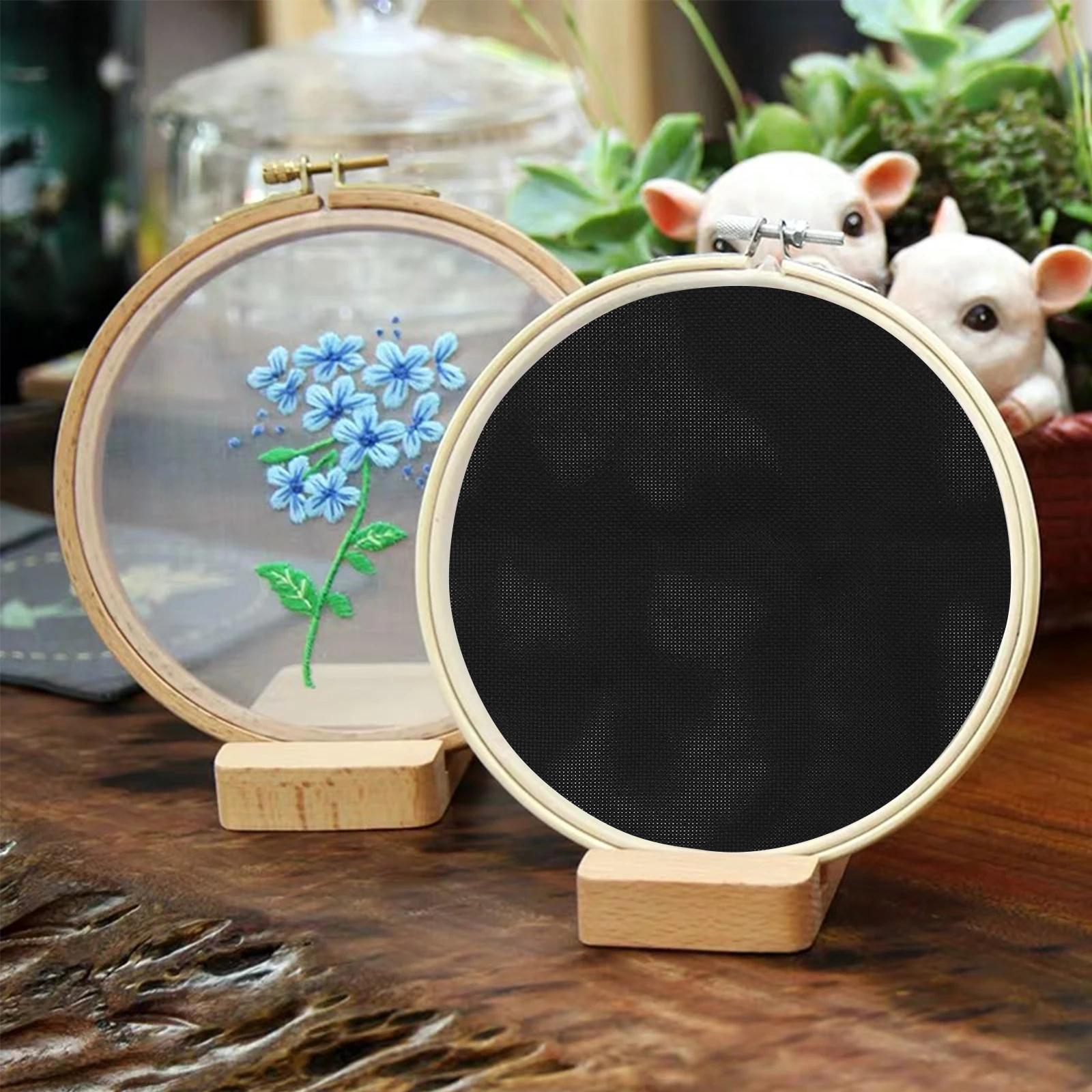 Black Stitch Black Fabric One-Piece Fabric 50x50cm Embroidery Cloth High Quality Faux Linen Needlework DIY
Black Stitch Black Fabric One-Piece Fabric 50x50cm Embroidery Cloth High Quality Faux Linen Needlework DIY
