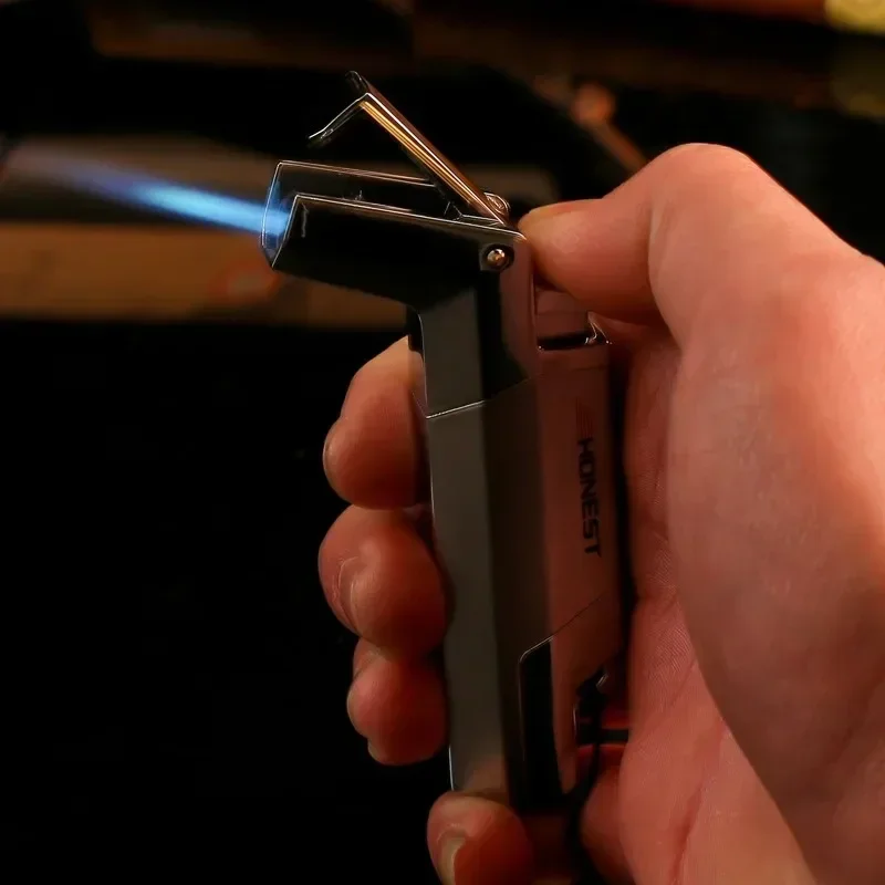 HONEST Outdoor Adventure BBQ Windproof Turbo Jet 1300℃ Turbo Torch Cigar Lighter Keyring Butane Gas Lighters Smoking Gadgets
HONEST Outdoor Adventure BBQ Windproof Turbo Jet 1300℃ Turbo Torch Cigar Lighter Keyring Butane Gas Lighters Smoking Gadgets