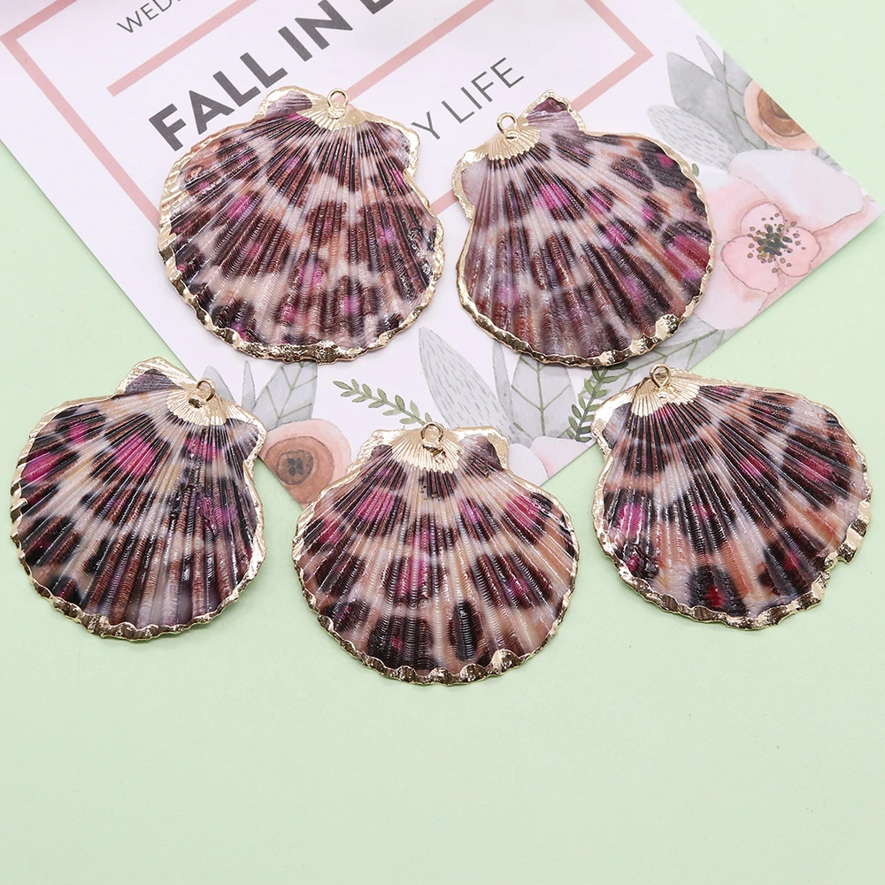 Natural Sea Water Shell Pendant Leopard Pattern Wrapped Conch Scallop Pendant Summer Beach Necklace Accessories Jewelry Making
Natural Sea Water Shell Pendant Leopard Pattern Wrapped Conch Scallop Pendant Summer Beach Necklace Accessories Jewelry Making