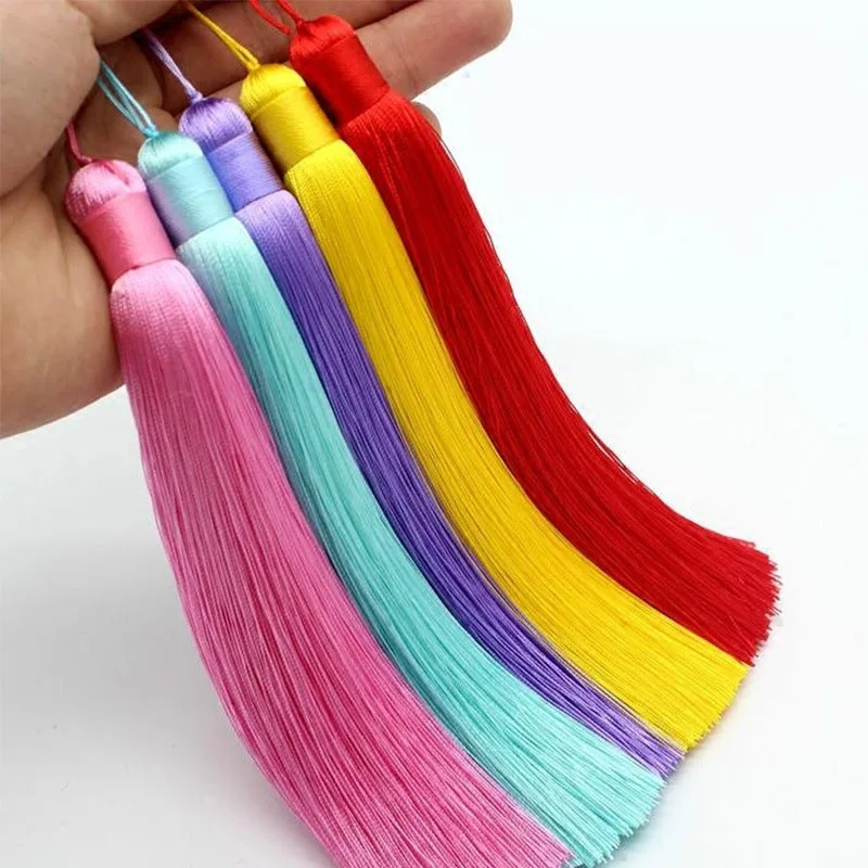 2/4Pcs 12cm Silky Tassel Handmade Soft Craft Mini Tassels with Loops Bookmark Tassels for Jewelry Making DIY Projects
2/4Pcs 12cm Silky Tassel Handmade Soft Craft Mini Tassels with Loops Bookmark Tassels for Jewelry Making DIY Projects