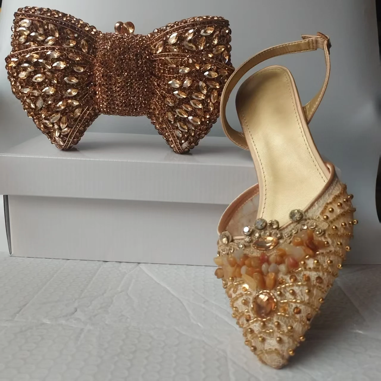 INSIGHTLINK Purple High Heels sandals and Bag Women Gems Dress Shoes Wedding stiletto Sandals Lady Bride high-heeled Stone Shoes
INSIGHTLINK Purple High Heels sandals and Bag Women Gems Dress Shoes Wedding stiletto Sandals Lady Bride high-heeled Stone Shoes