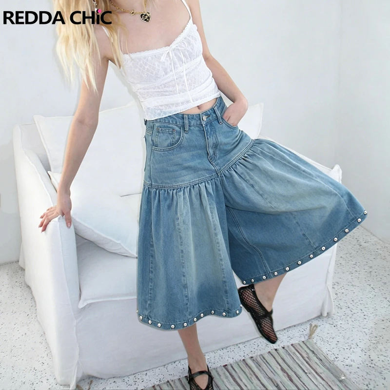 REDDACHiC Summer Women Baggy Jean Shorts Vintage Stud Cuffs Ruffle Patchwork High Rise Denim Pumpkin Pants Going Out Streetwear
REDDACHiC Summer Women Baggy Jean Shorts Vintage Stud Cuffs Ruffle Patchwork High Rise Denim Pumpkin Pants Going Out Streetwear
