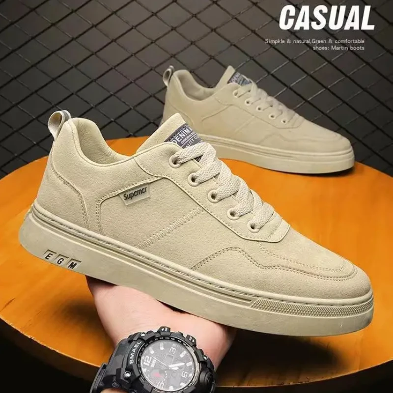 Autumn Flat Wear Resistant Lightweight Solid Color Men's Board Shoes Korean Version of All Outdoor Retro Style Walking Shoes
Autumn Flat Wear Resistant Lightweight Solid Color Men's Board Shoes Korean Version of All Outdoor Retro Style Walking Shoes