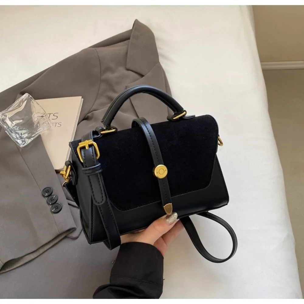 Golden-Tone Hardware Faux PU Crossbody Bag Suede Fabric Elegant Adjustable Strap Handbag Stylish Square
Golden-Tone Hardware Faux PU Crossbody Bag Suede Fabric Elegant Adjustable Strap Handbag Stylish Square