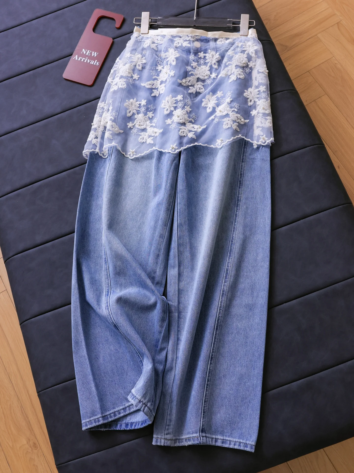 High Waist Wide Leg Pants Women's Jeans Lace Embroidery Knife Loose Fit All Season Cotton Blend Comfortable Bootcut
High Waist Wide Leg Pants Women's Jeans Lace Embroidery Knife Loose Fit All Season Cotton Blend Comfortable Bootcut