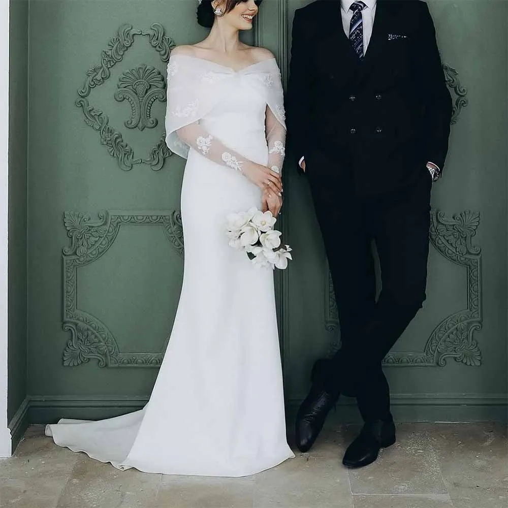 Glitz and Glam 2025 Bride Gowns for Women Crepe Fabric Mermaid Wedding Party Dress White Off-the-shoulder Lace Wedding Dresses
Glitz and Glam 2025 Bride Gowns for Women Crepe Fabric Mermaid Wedding Party Dress White Off-the-shoulder Lace Wedding Dresses